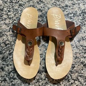 NEW!! Chocolate Brown Blowfish Sandals